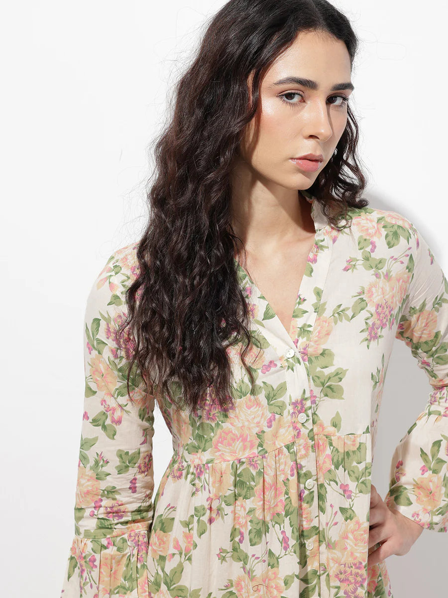 Noe Velarro Cream Tie up Neck
Rayon Maxi Dress