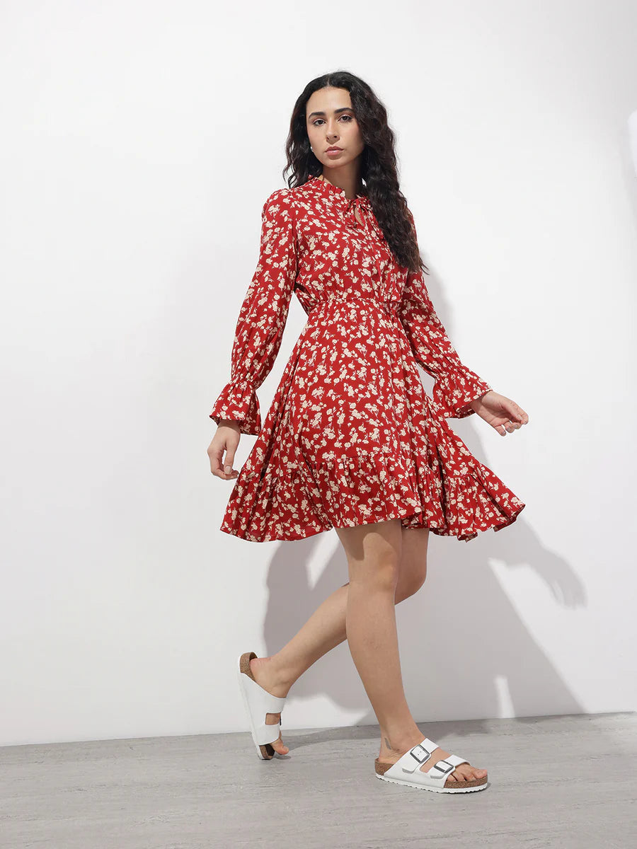 Noe Velarro Maroon Round Neck Floral Print Rayon Midi Dress