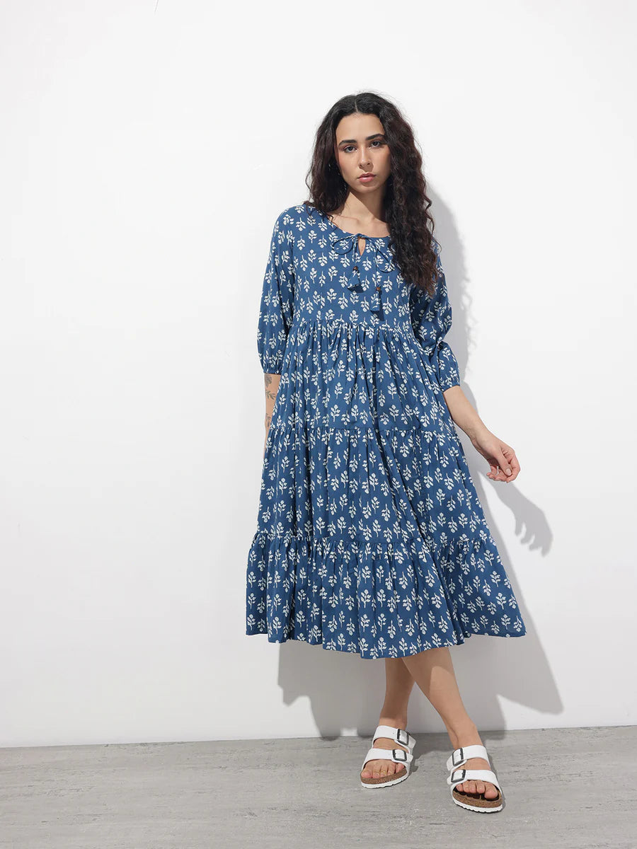 Noe Velarro Indigo Tie-up Neck Flared Cotton Dress
