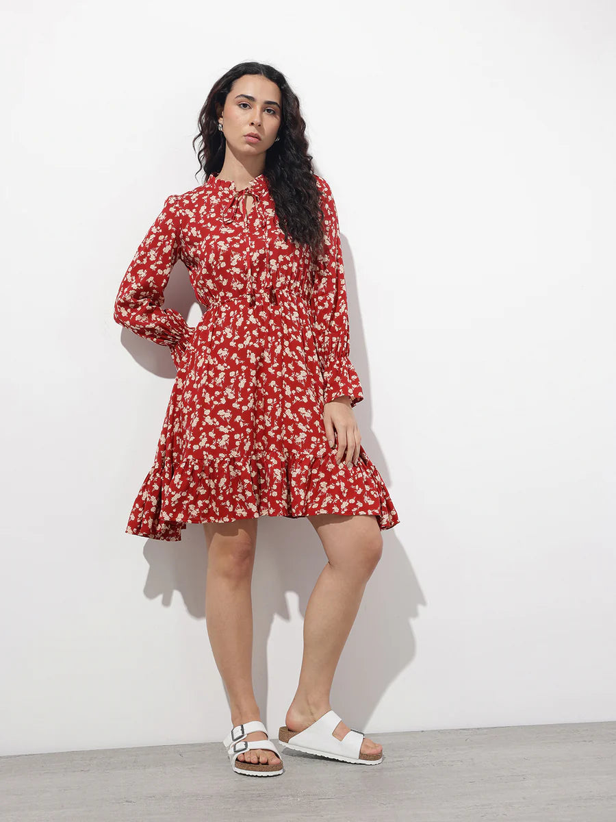 Noe Velarro Maroon Round Neck Floral Print Rayon Midi Dress