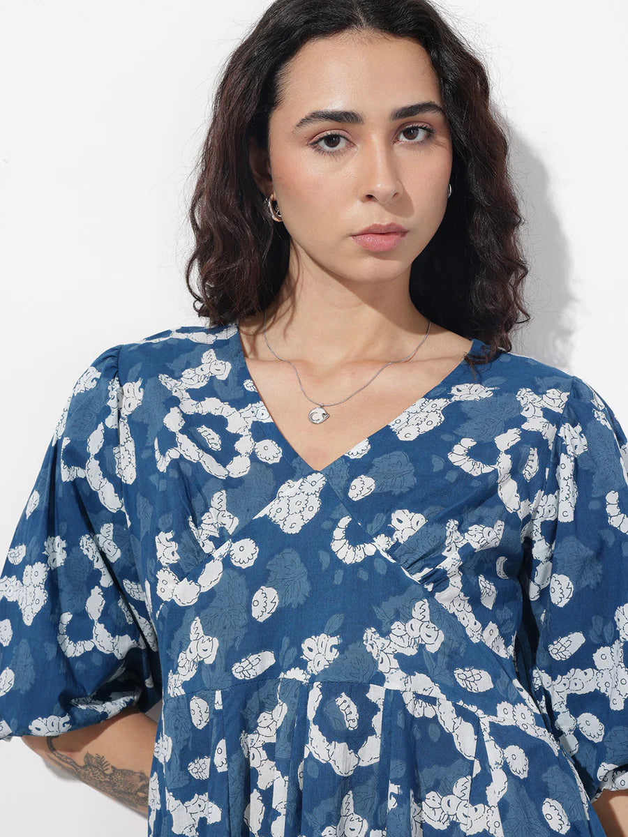 Noe Velarro Blue V-Neck Short Bell Sleeves Mini Cotton Dress