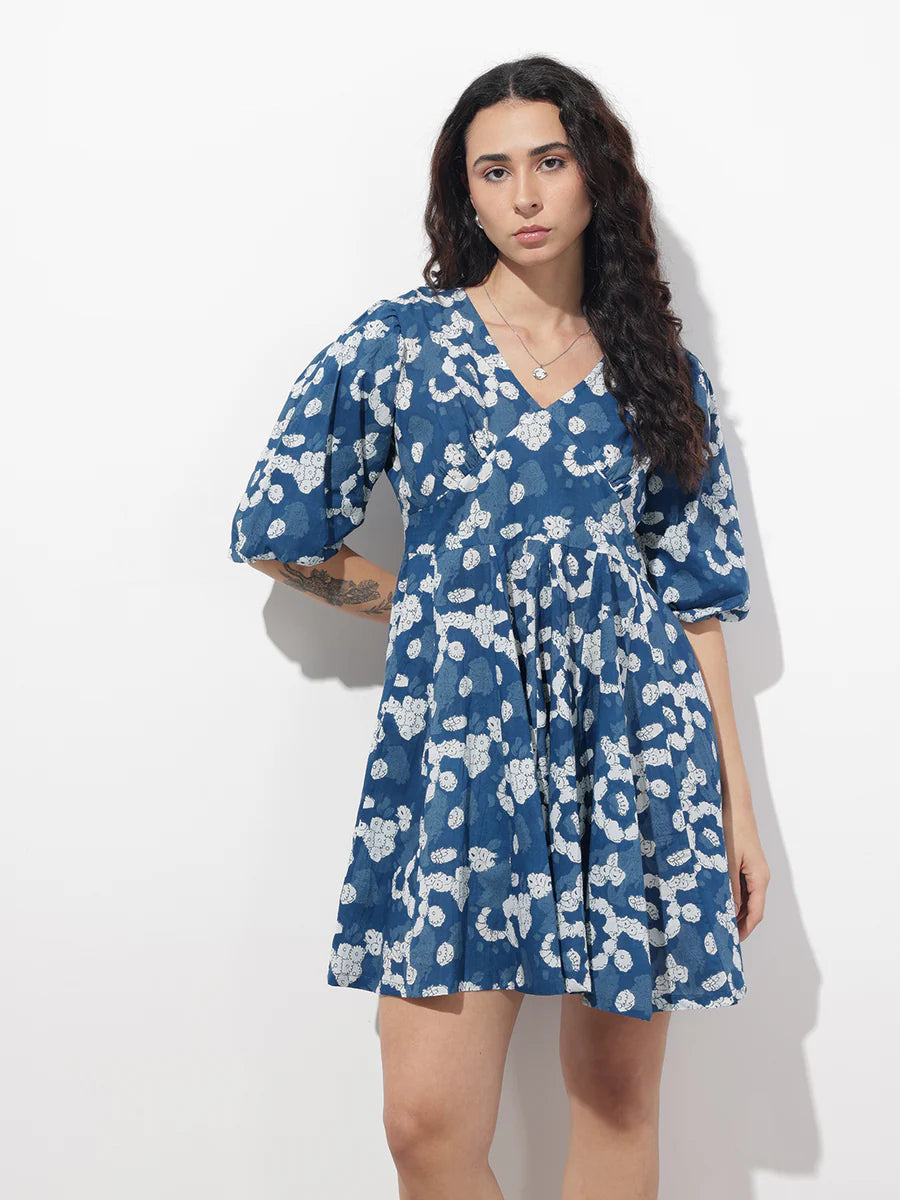 Noe Velarro Blue V-Neck Short Bell Sleeves Mini Cotton Dress