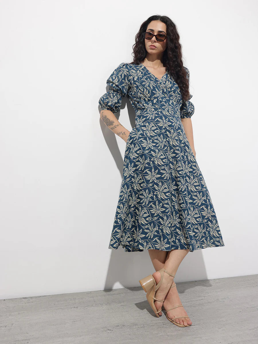Noe Velarro Blue V-Neck Midi Cotton Dress
