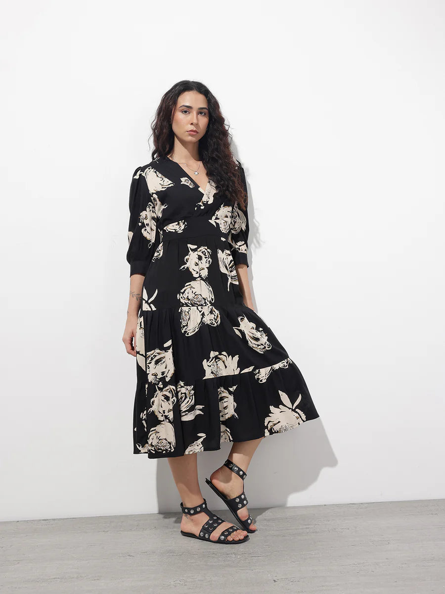 Noe Velarro Black V-Neck Midi Rayon Dress