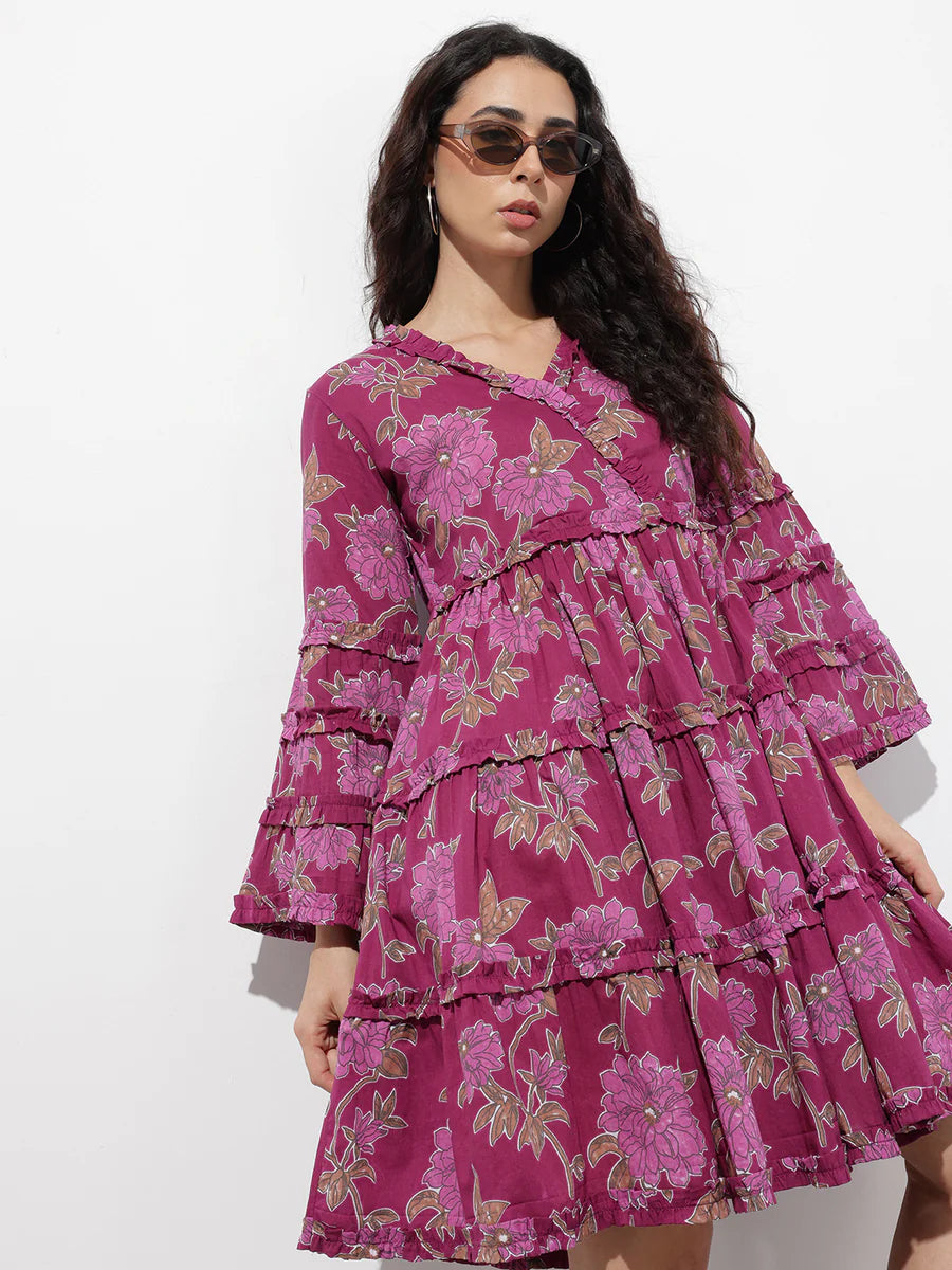 Noe Velarro Purple V-Neck Midi
Cotton Dress