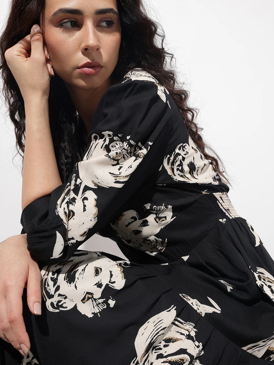 Noe Velarro Black V-Neck Midi Rayon Dress