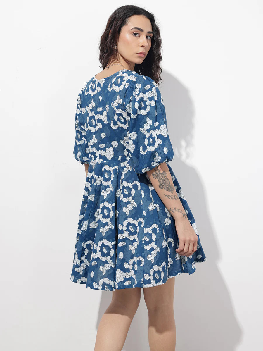 Noe Velarro Blue V-Neck Short Bell Sleeves Mini Cotton Dress