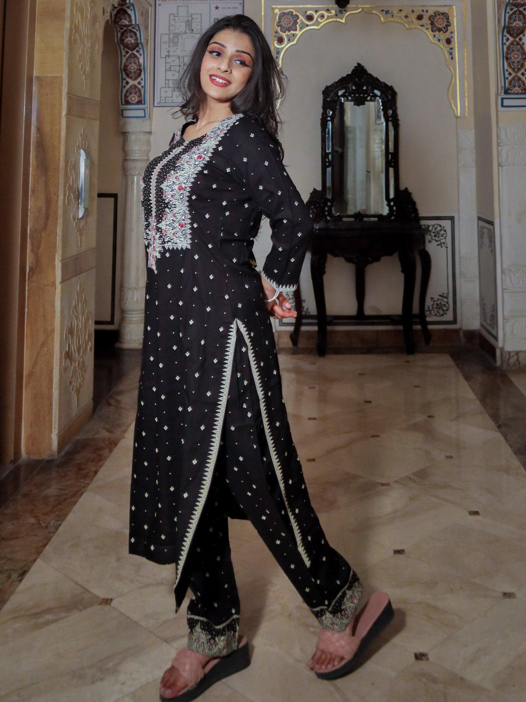 Divena Black Printed Kurta with Pants - divenaworld.com