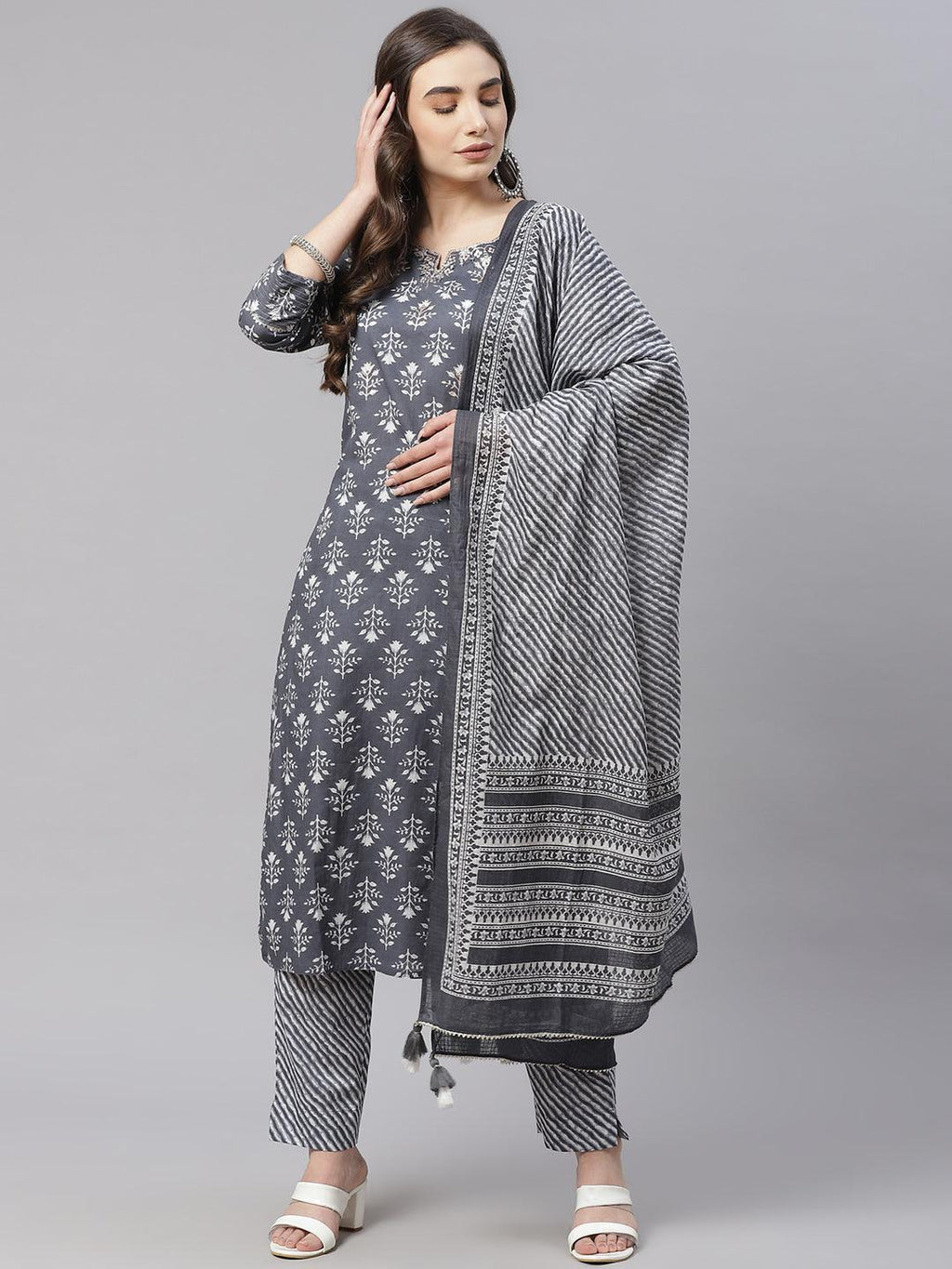 Divena Grey Cotton Straight Kurta Pant Set With Dupatta - divena world