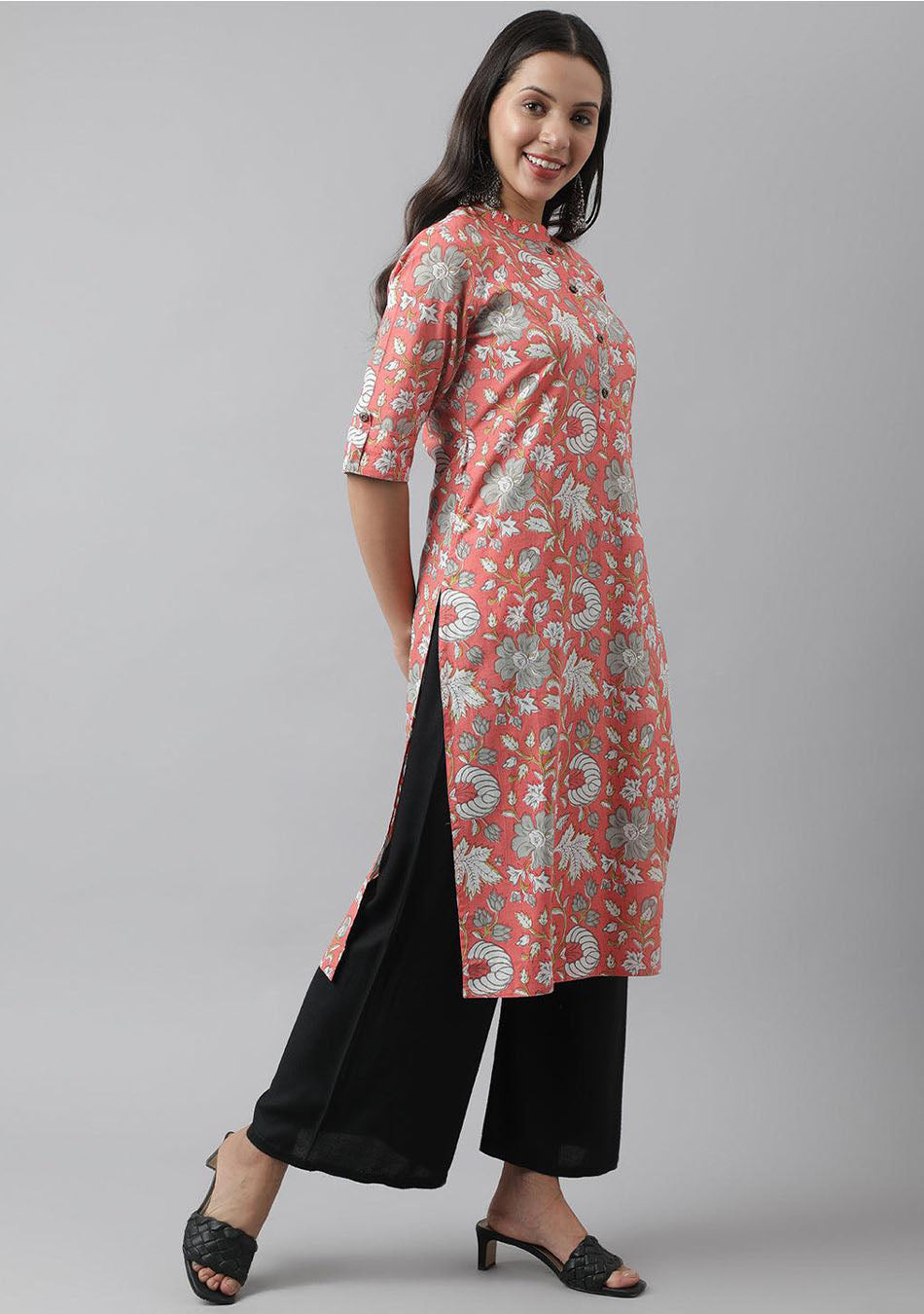 Noe Velarro Pink & Multi Floral Printed Straight Kurta
