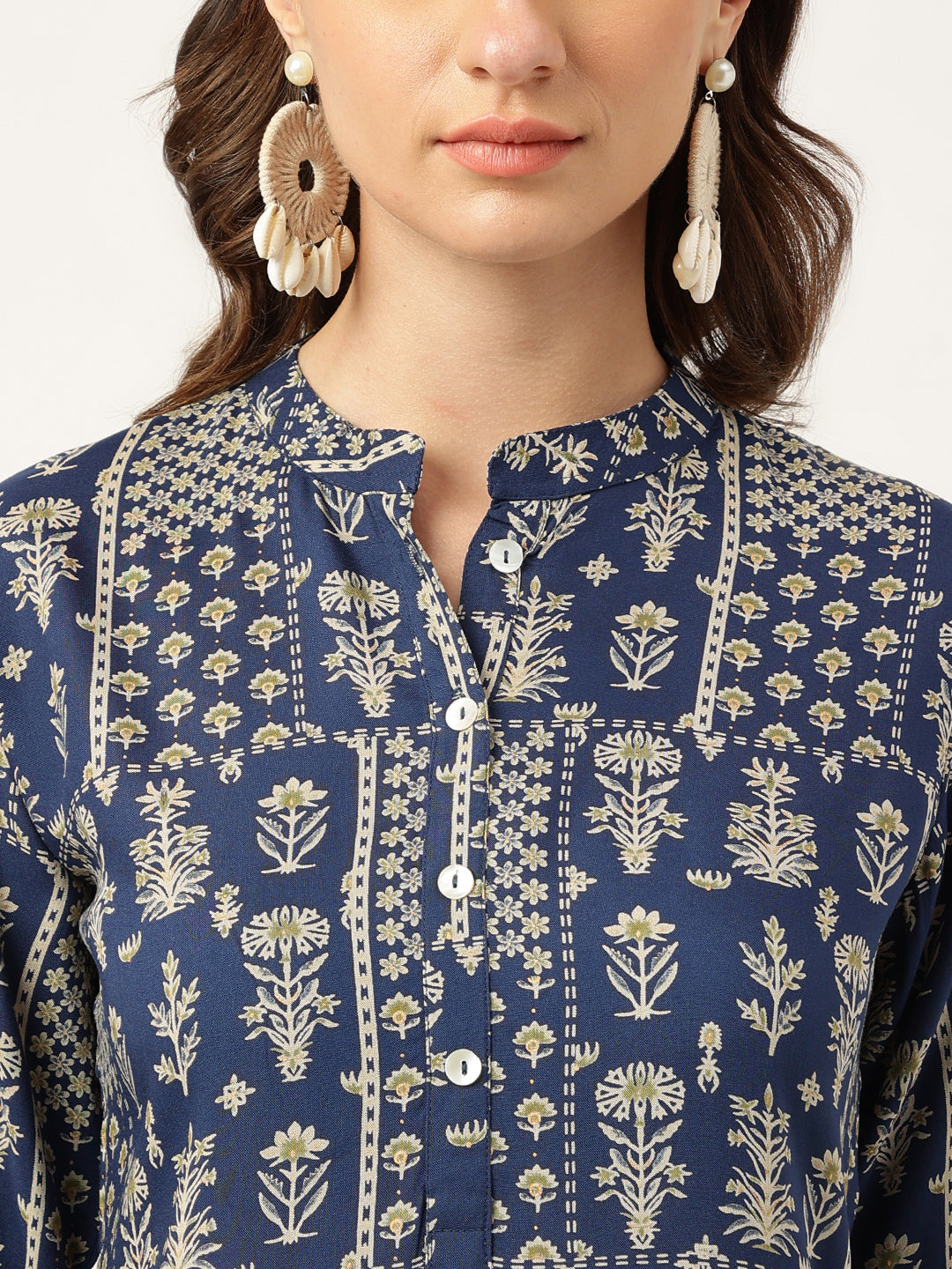 Noe Velarro Navy Floral Digital Printed Straight Fold Sleeve Kurta
