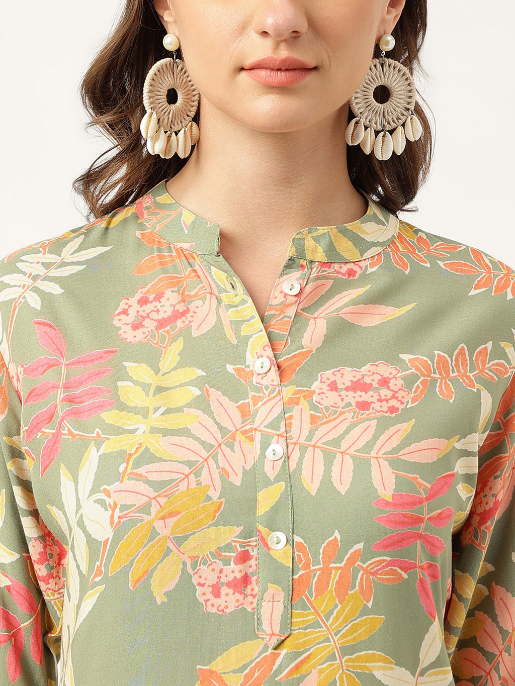 Noe Velarro Green Floral Digital Printed Straight Fold Sleeve Kurta