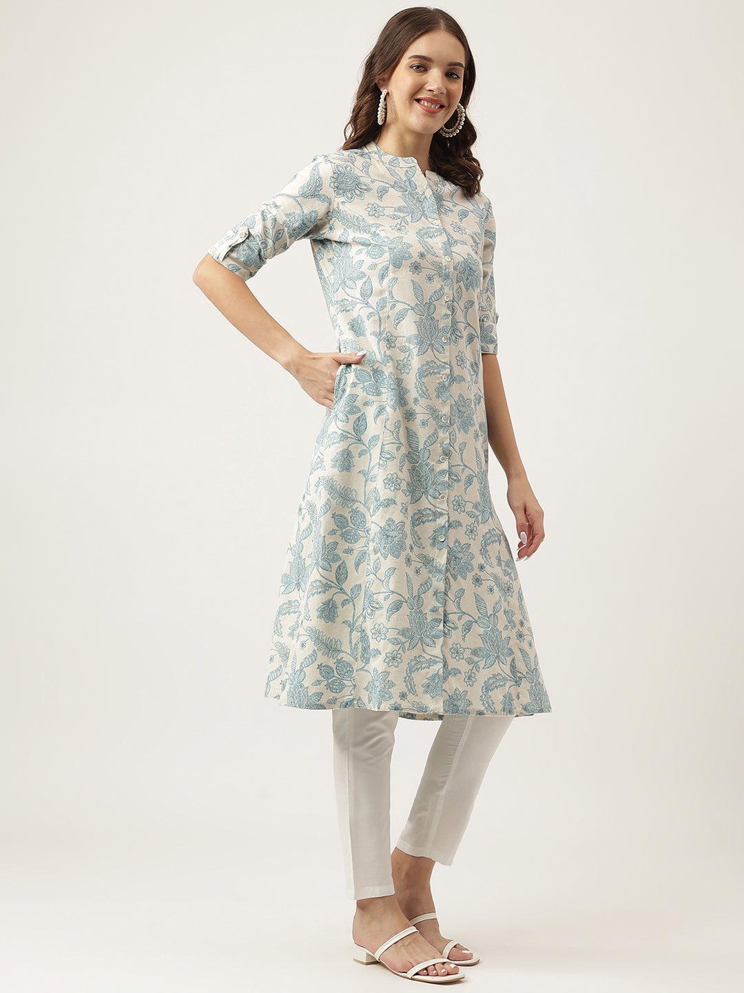 Noe Velarro Sky blue Floral Printed Cotton A-Line Kurta
