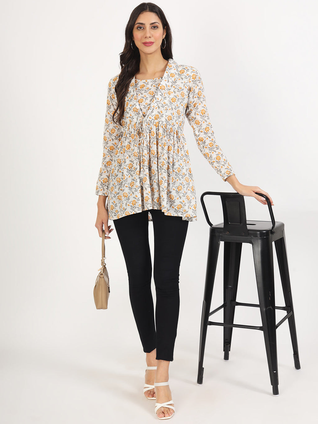 Noe Velarro Offwhite Floral Printed Cotton Top