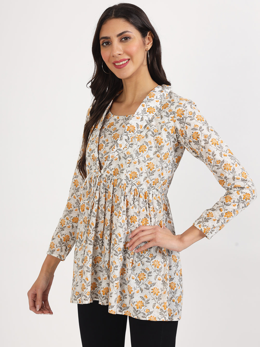 Noe Velarro Offwhite Floral Printed Cotton Top
