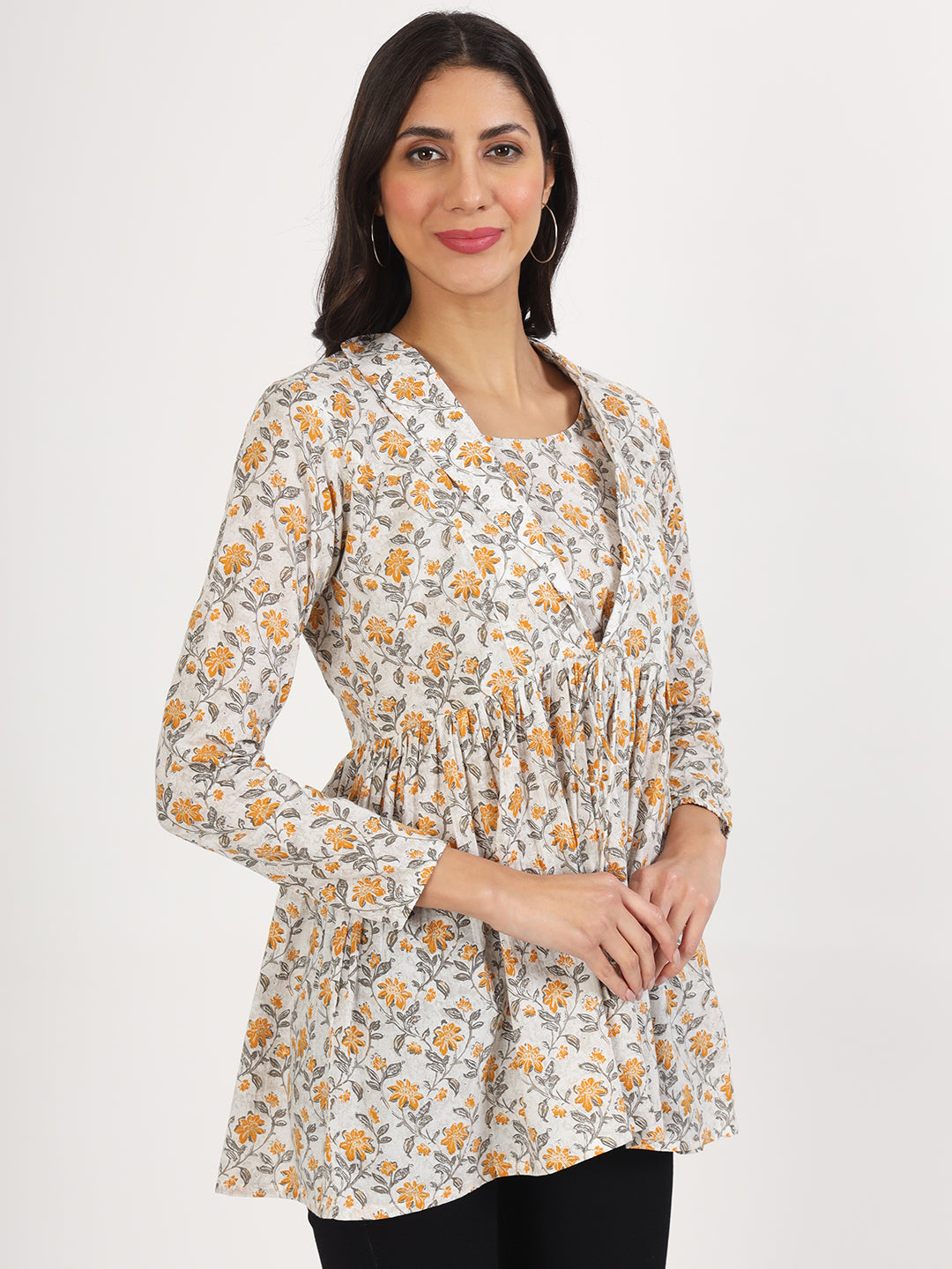 Noe Velarro Offwhite Floral Printed Cotton Top