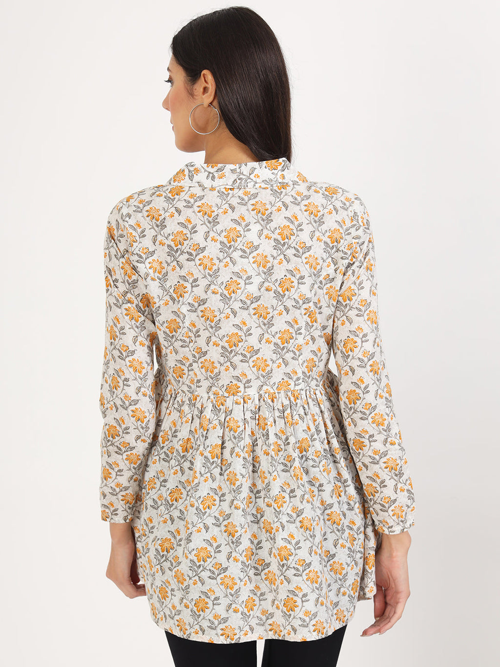 Noe Velarro Offwhite Floral Printed Cotton Top