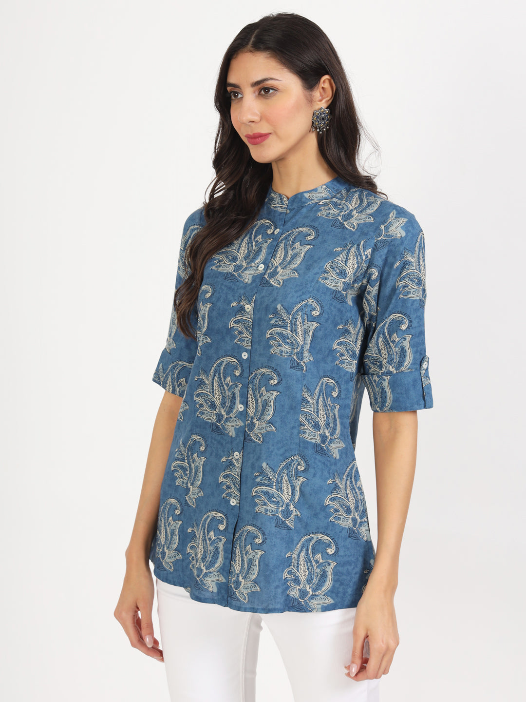 Noe Velarro Blue Floral Printed Rayon Top