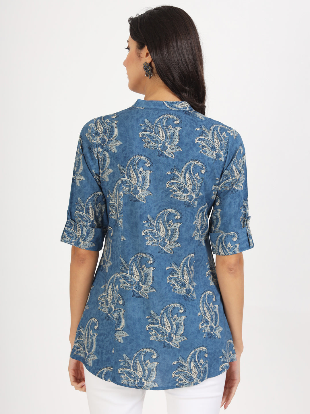 Noe Velarro Blue Floral Printed Rayon Top