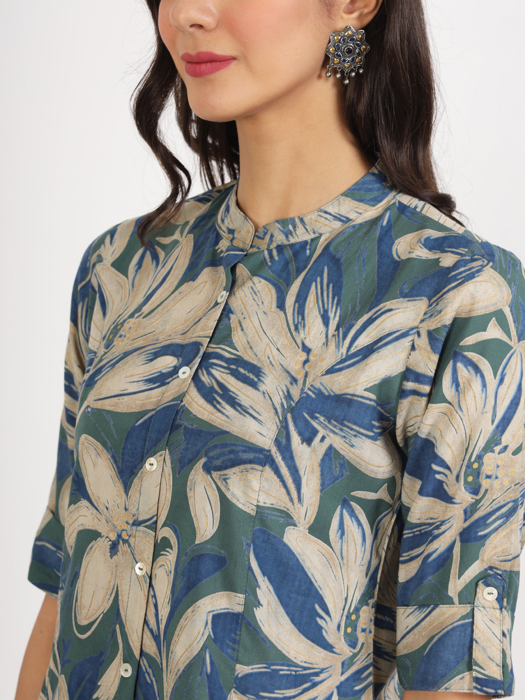 Noe Velarro Green Blue Floral Printed Rayon Top