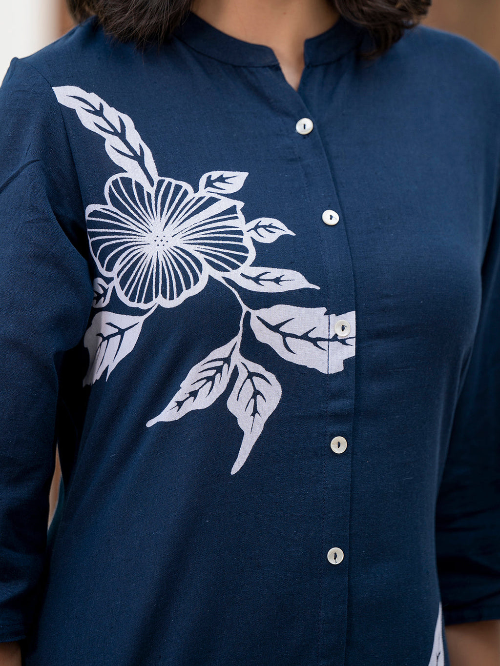 Noe Velarro Navy Blue Floral Printed Cotton A-line Fit Kurta Pant Set