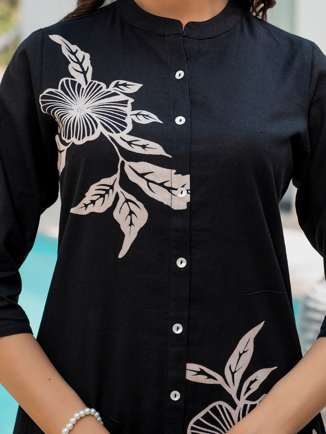 Noe Velarro Black Floral Printed Cotton A-line Fit Kurta Pant Set