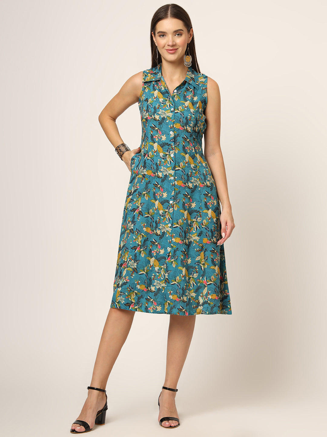 Noe Velarro Blue Floral Print A-Line Midi Dress