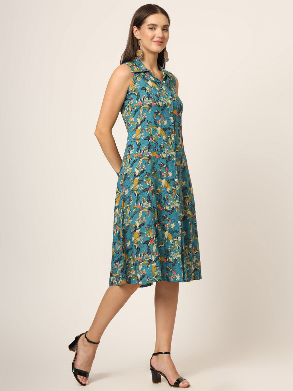 Noe Velarro Blue Floral Print A-Line Midi Dress