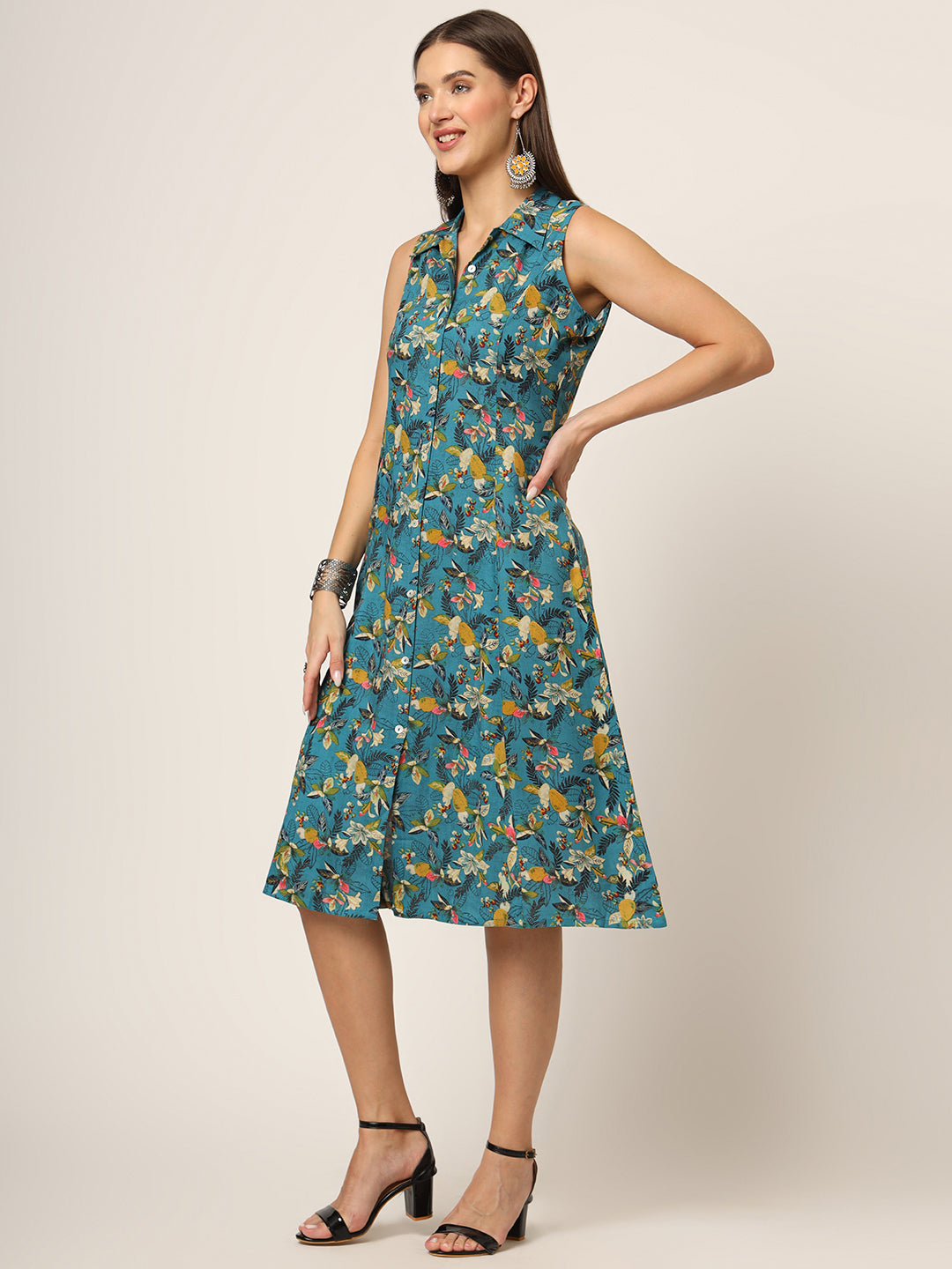 Noe Velarro Blue Floral Print A-Line Midi Dress