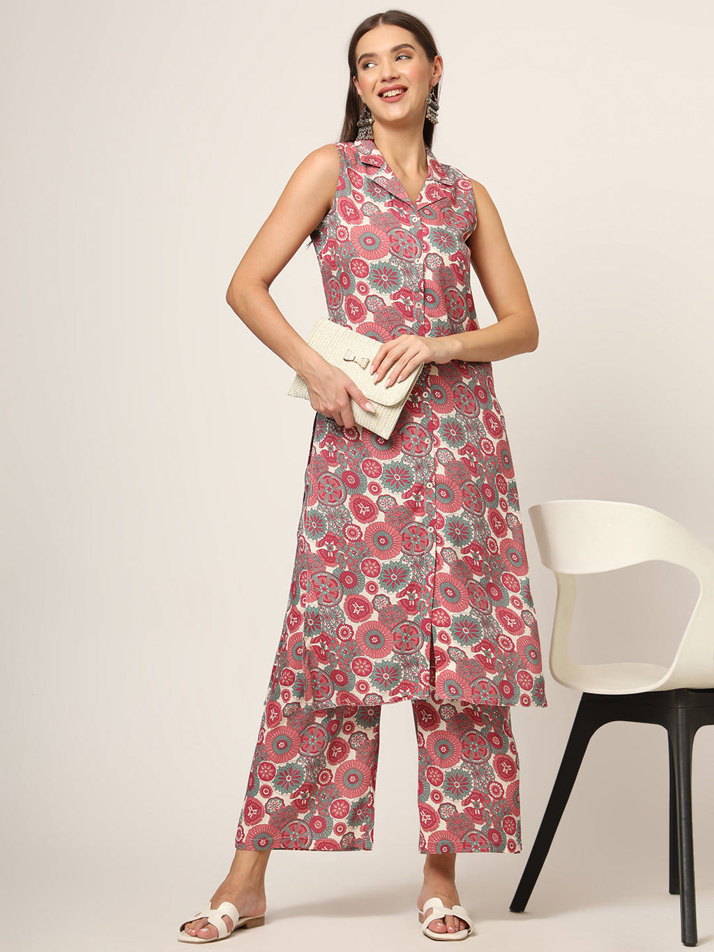 Noe Velarro Maroon Printed Rayon Fabric Straight Kurta