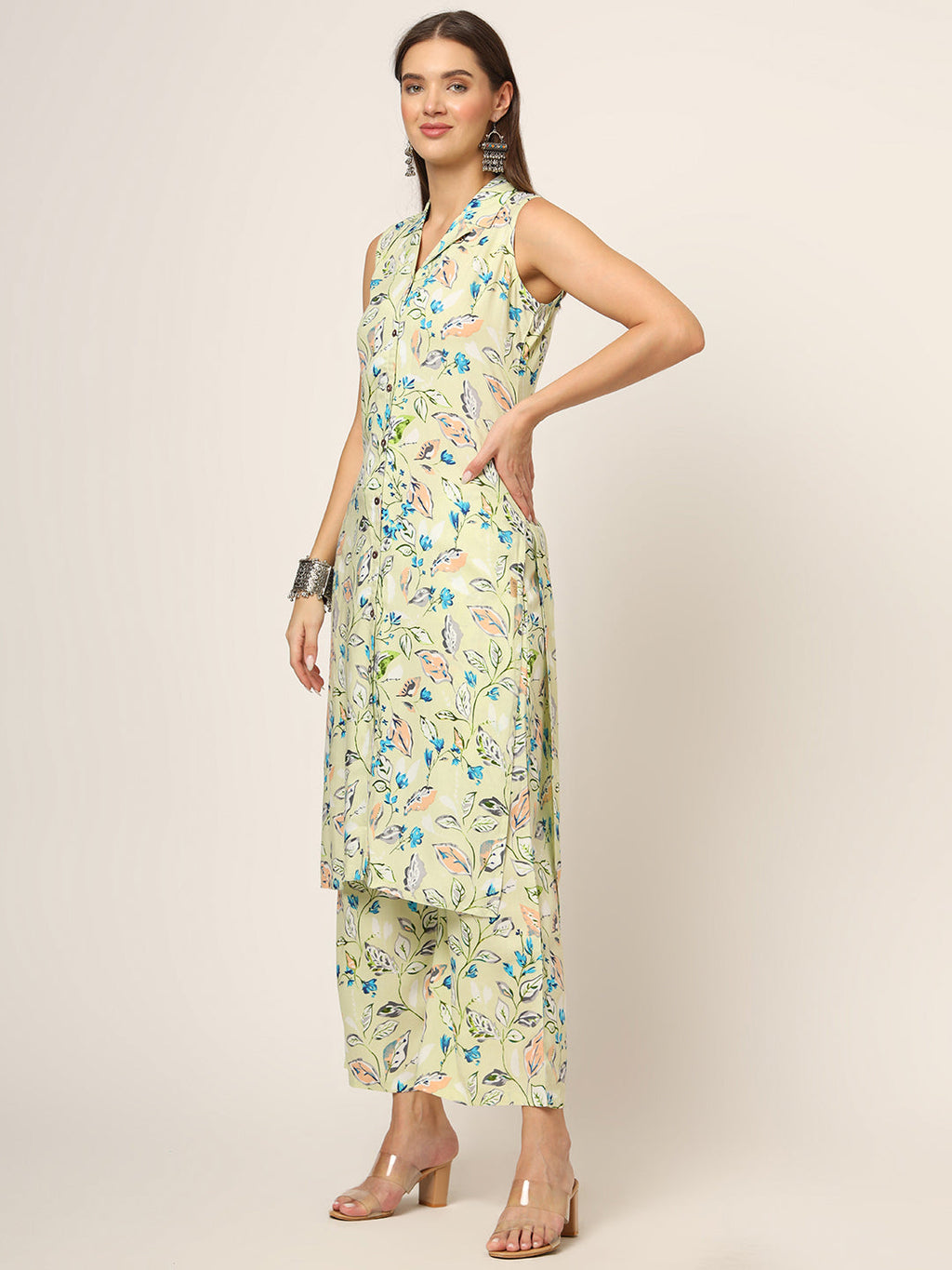 Noe Velarro Cream Printed Rayon Fabric Straight Kurta
