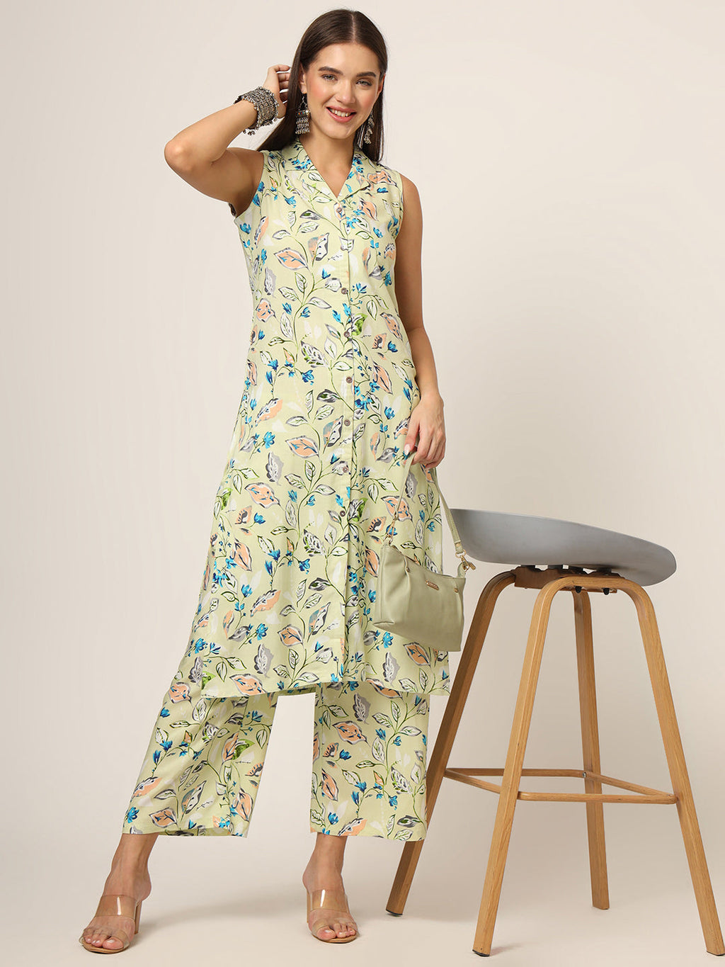 Noe Velarro Cream Printed Rayon Fabric Straight Kurta