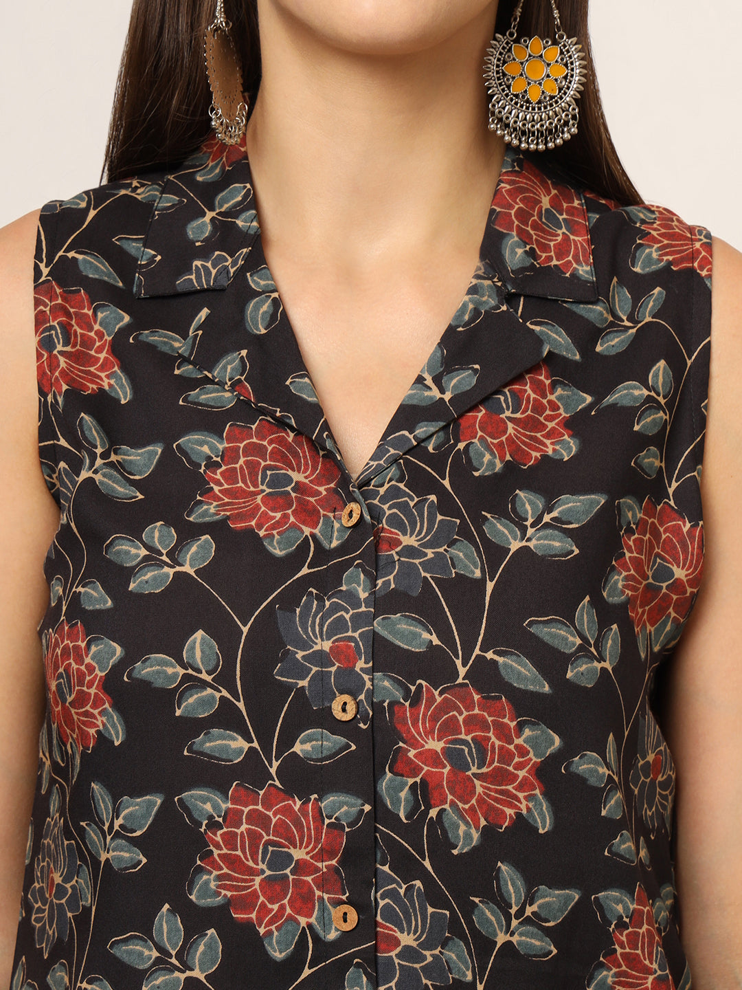 Noe Velarro Black Printed Rayon Fabric Straight Kurta