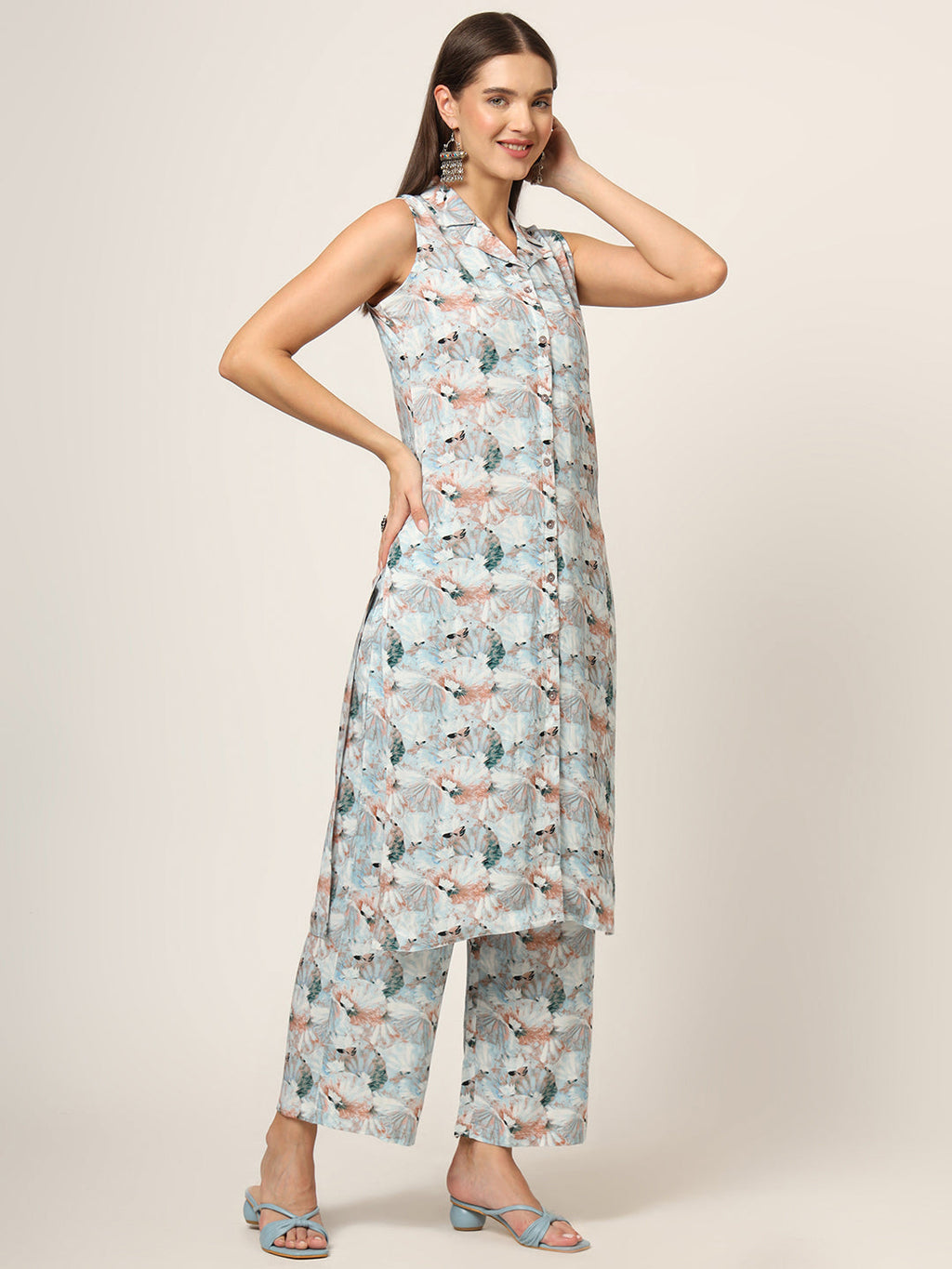 Noe Velarro Sky Blue Printed Rayon Fabric Straight Kurta