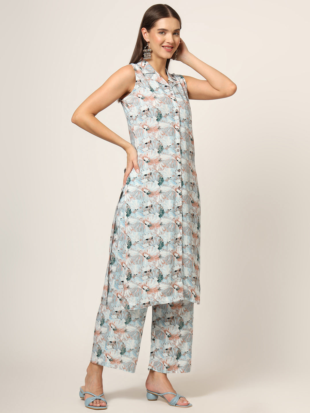 Noe Velarro Sky Blue Printed Rayon Fabric Straight Kurta