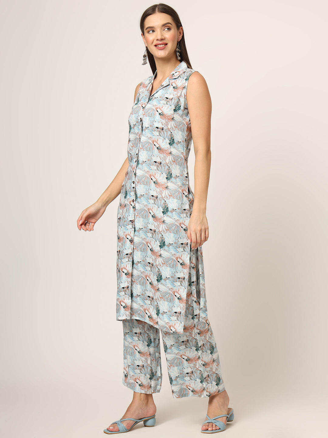 Noe Velarro Sky Blue Printed Rayon Fabric Straight Kurta