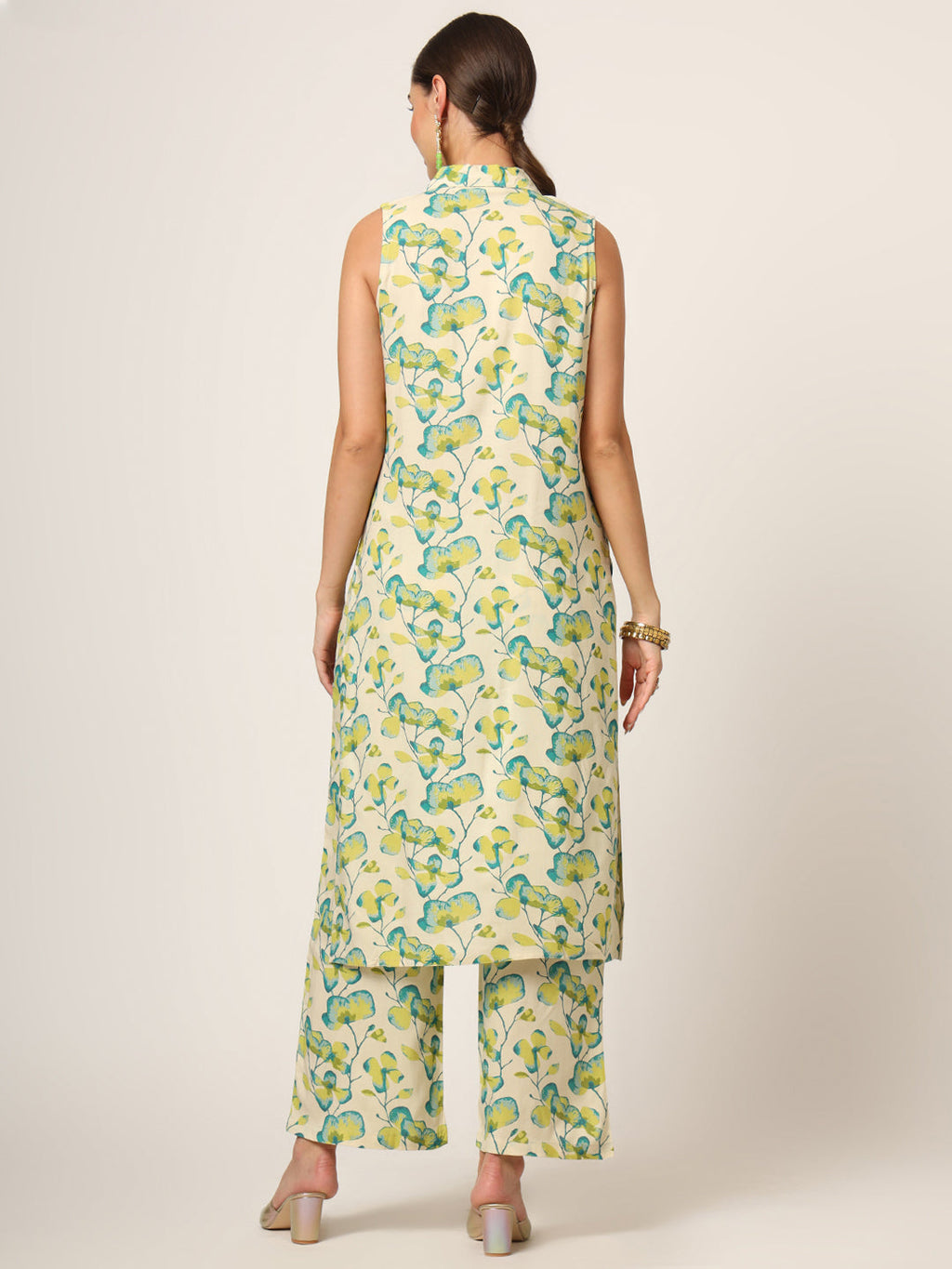 Noe Velarro Cream Printed Rayon Fabric Straight Kurta
