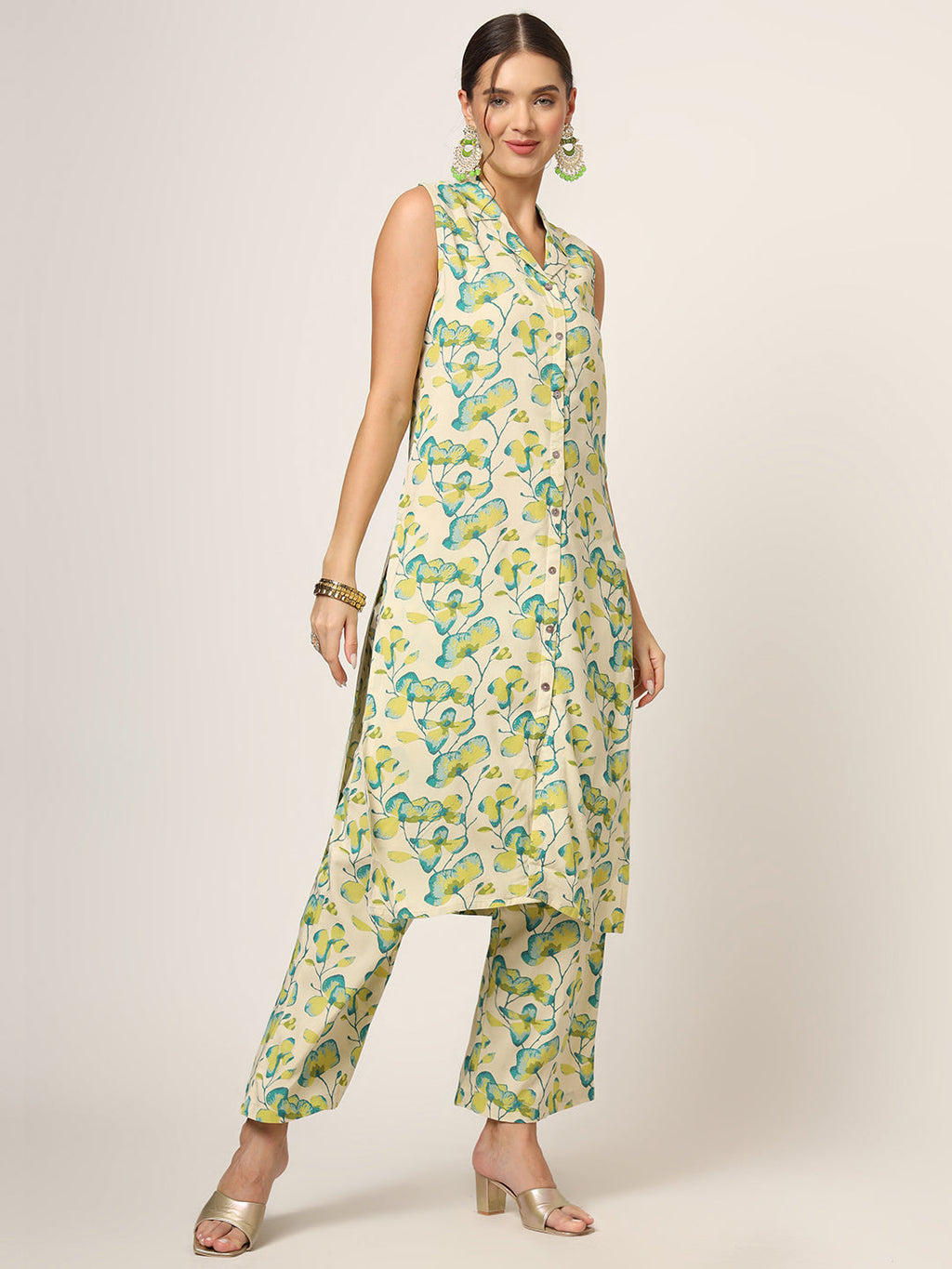 Noe Velarro Cream Printed Rayon Fabric Straight Kurta