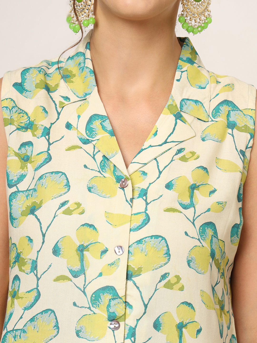 Noe Velarro Cream Printed Rayon Fabric Straight Kurta