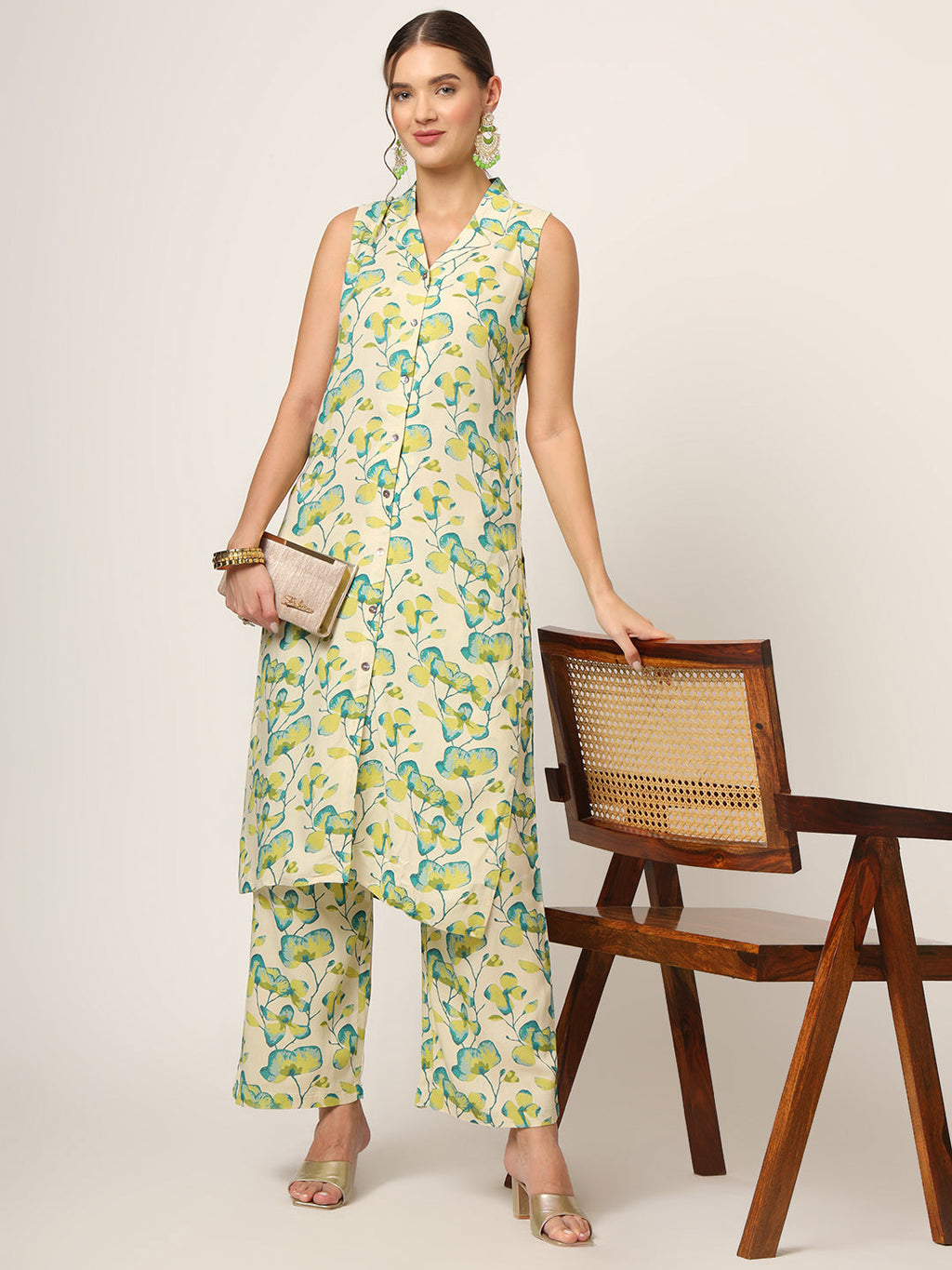 Noe Velarro Cream Printed Rayon Fabric Straight Kurta