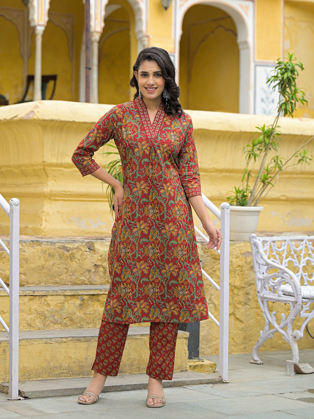 Noe Velarro Maroon Cotton V-neck Kurta Pant Set with Dupatta