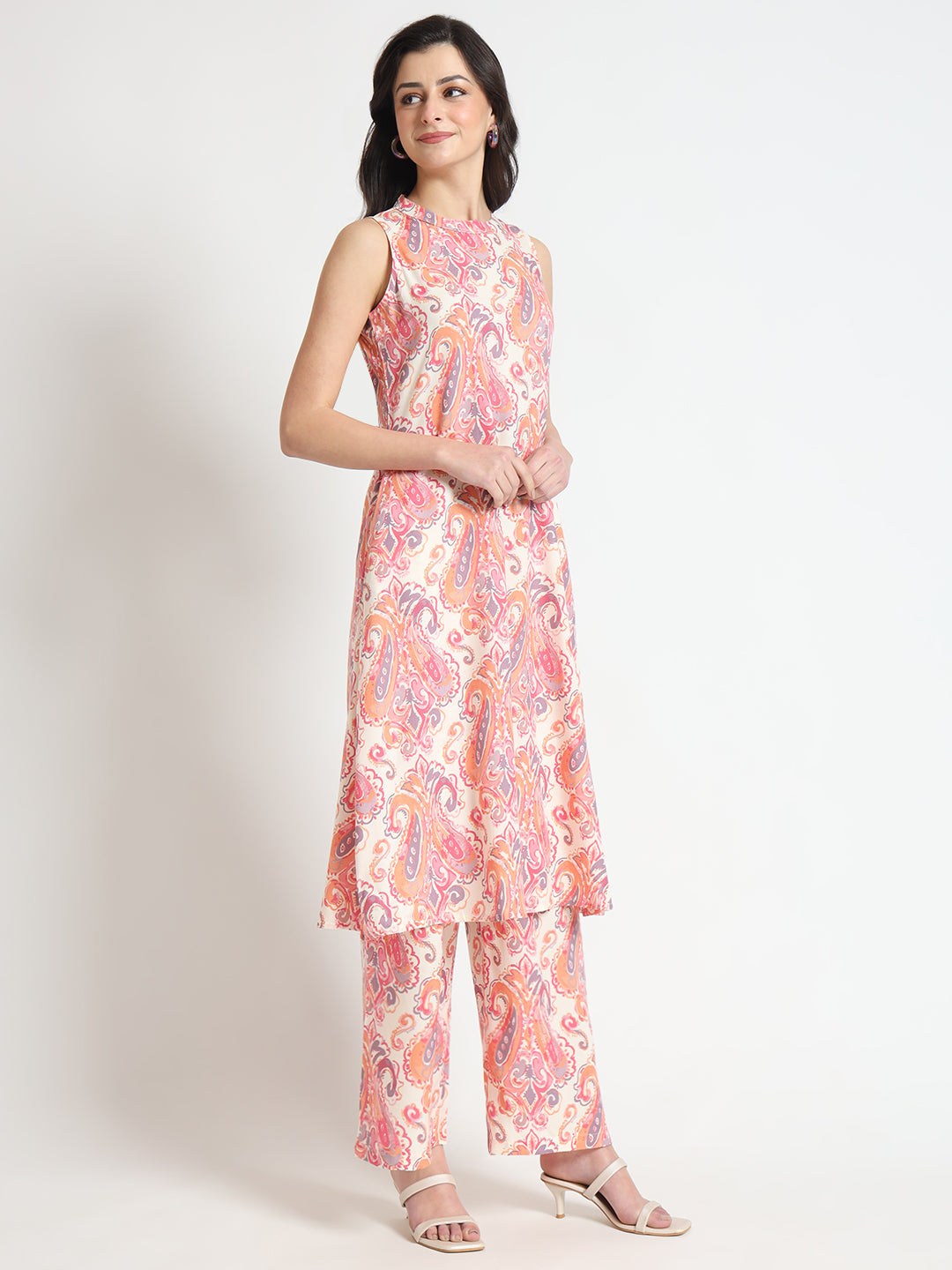 Noe Velarro Cream Floral Print Rayon Fabric Co-ord set