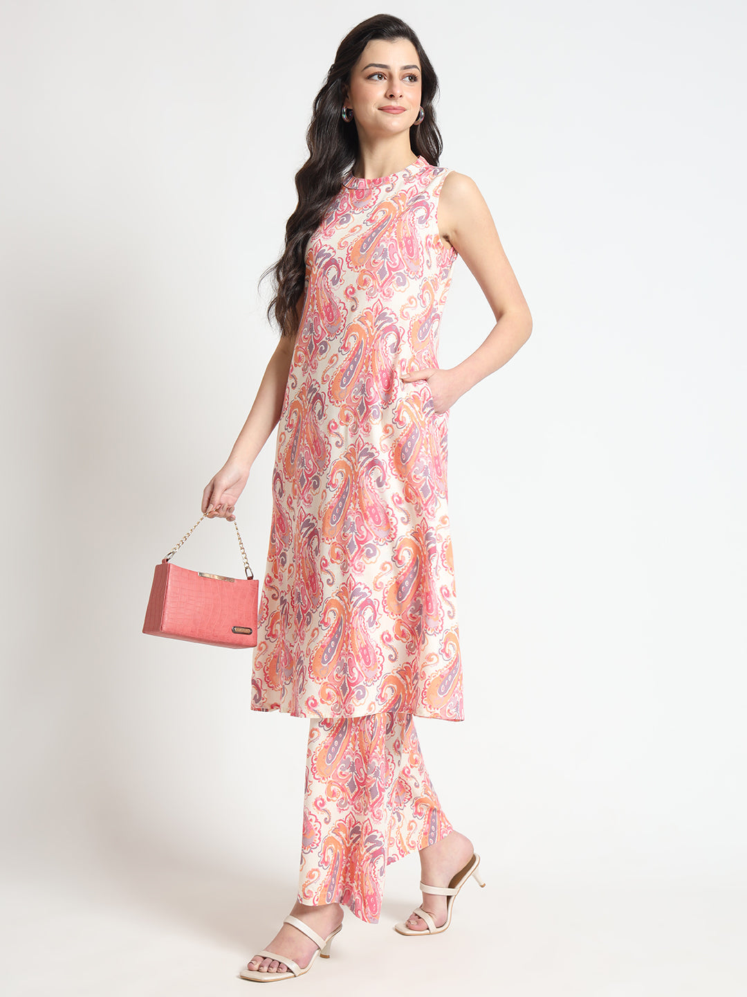 Noe Velarro Cream Floral Print Rayon Fabric Co-ord set