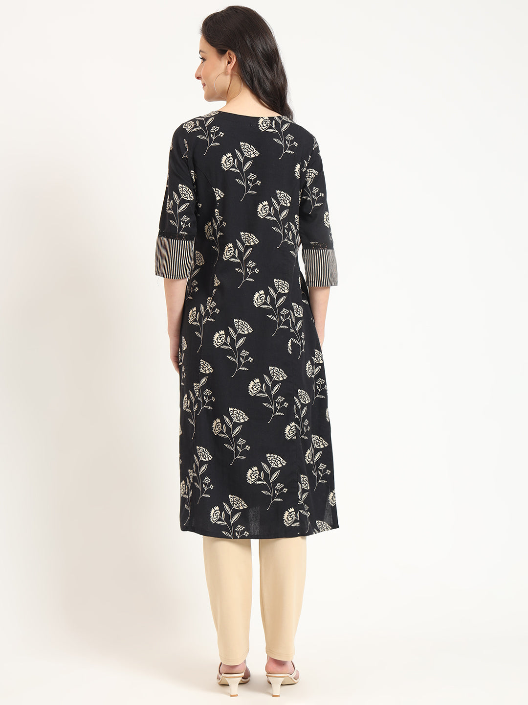 Noe Velarro Black Floral Print Cotton Fabric A-line Kurta