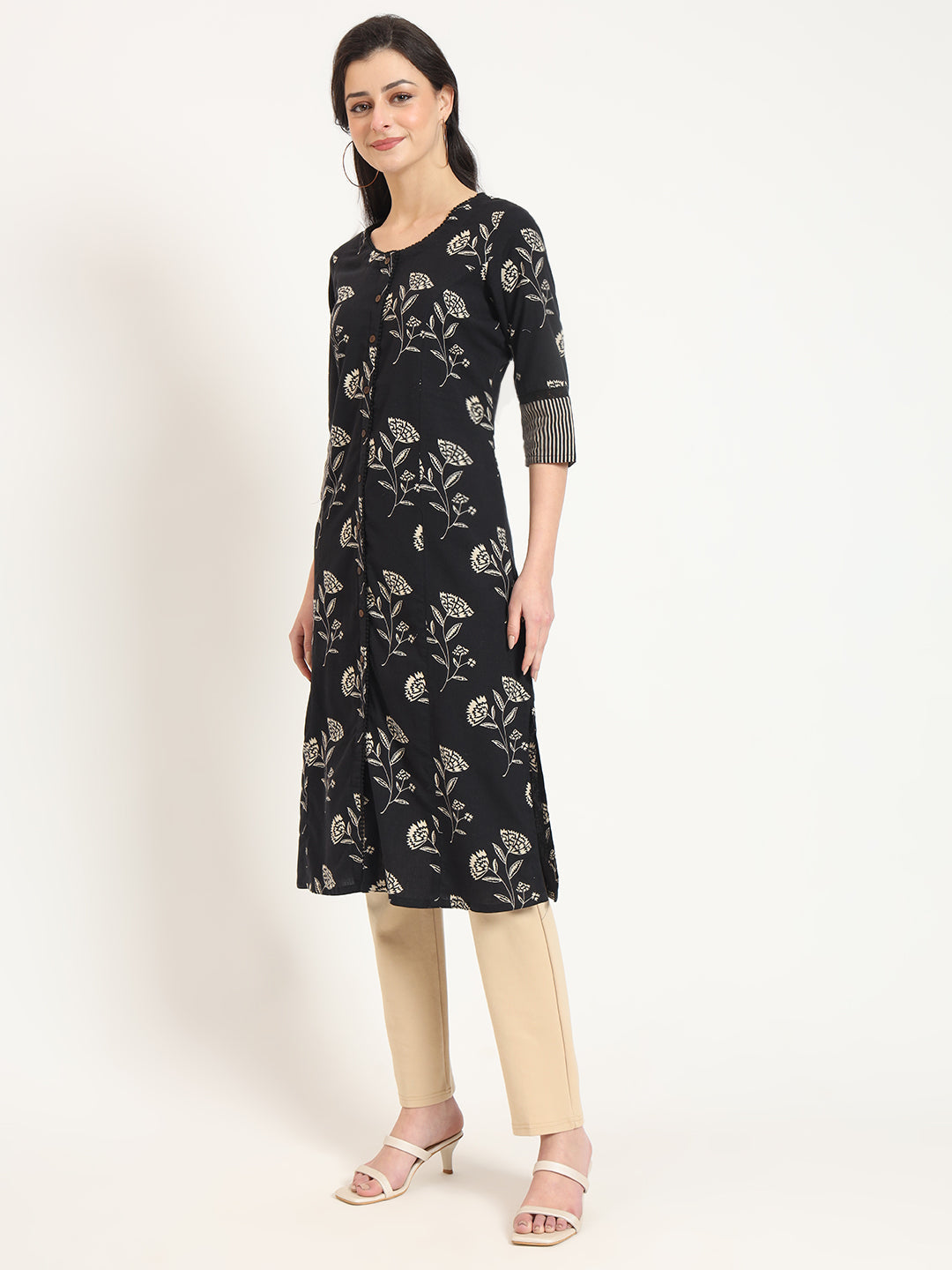 Noe Velarro Black Floral Print Cotton Fabric A-line Kurta
