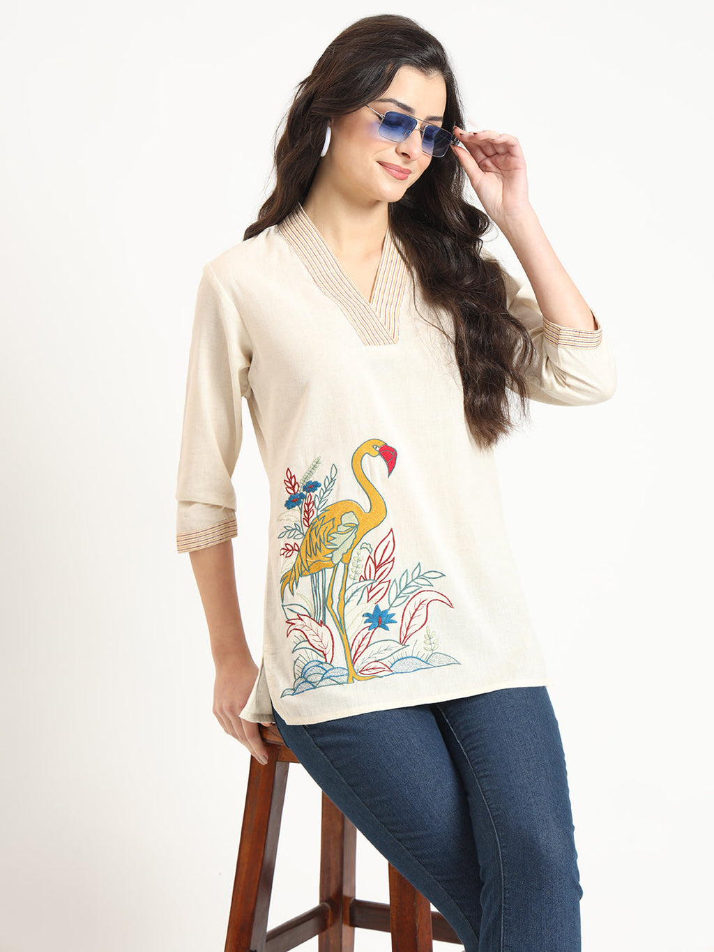 Noe Velarro Off White Cotton V-Neck Embroidery Top