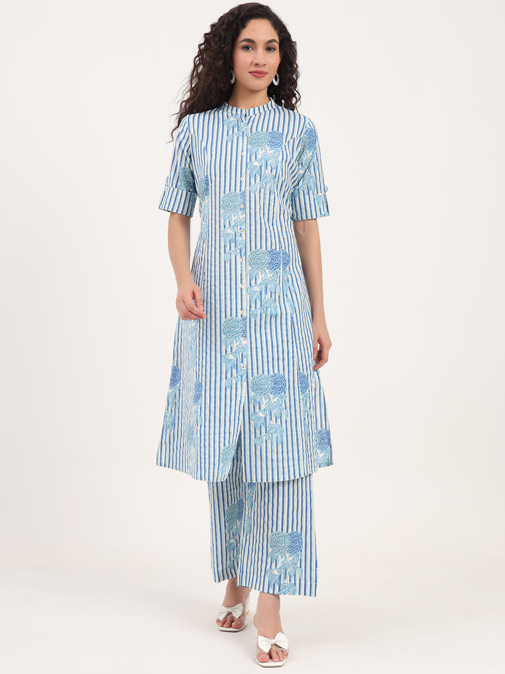Noe Velarro Blue Floral Printed Cotton Kurta Set