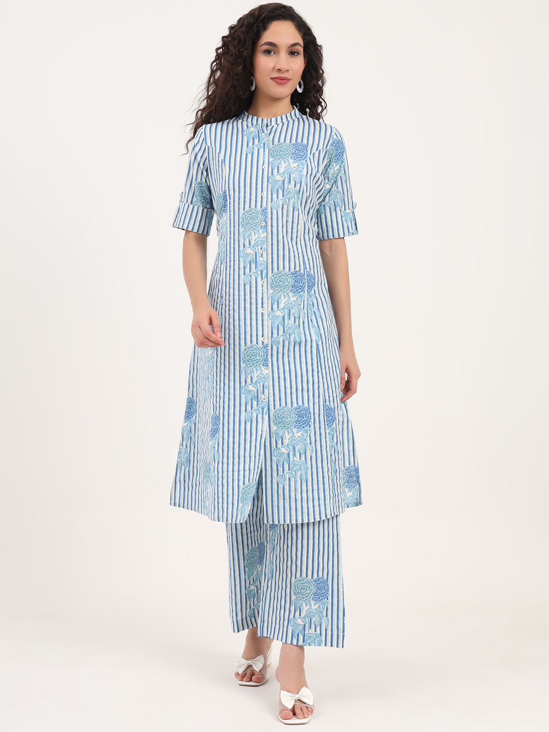 Noe Velarro Blue Floral Printed Cotton Kurta Set