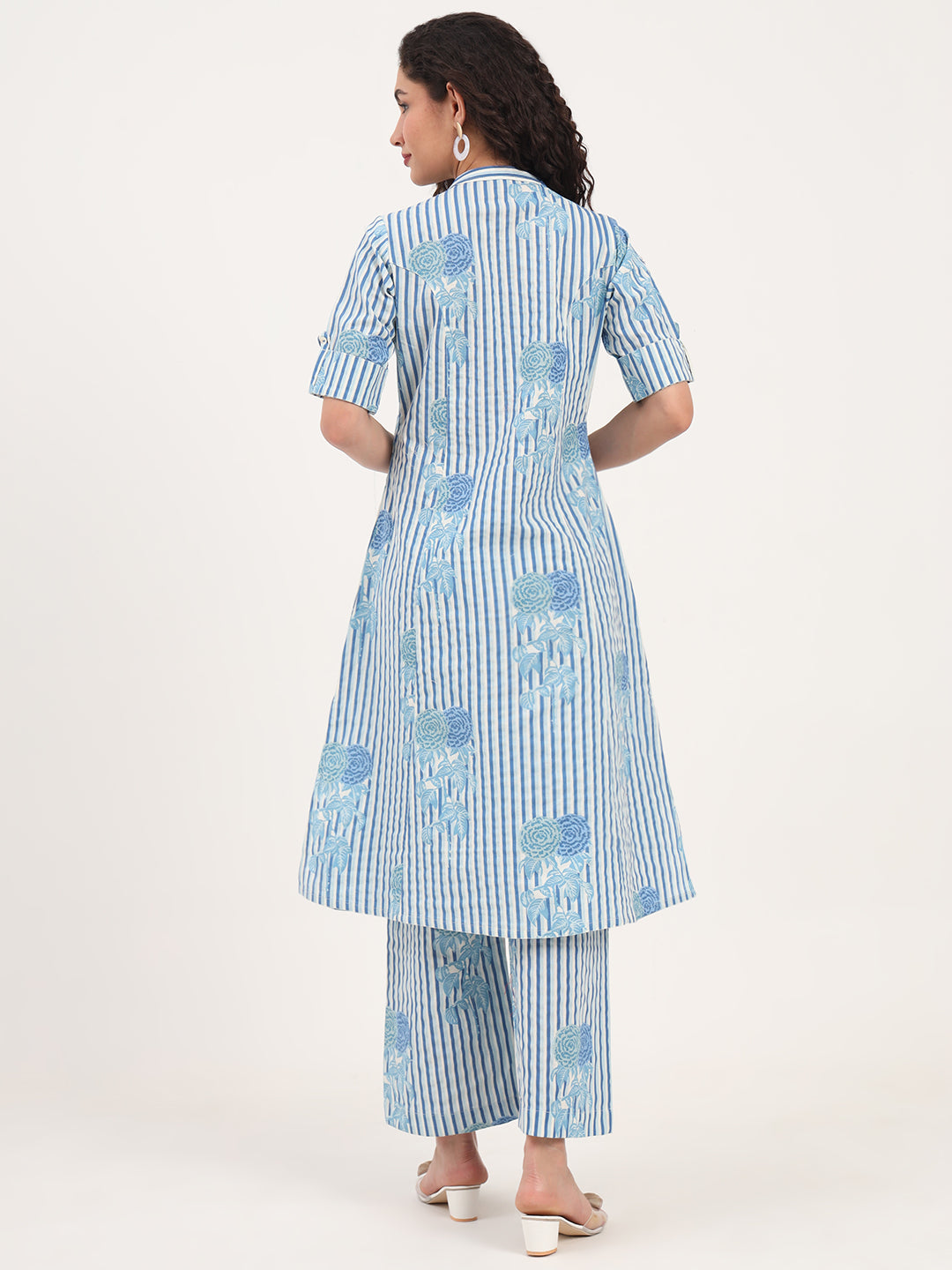 Noe Velarro Blue Floral Printed Cotton Kurta Set