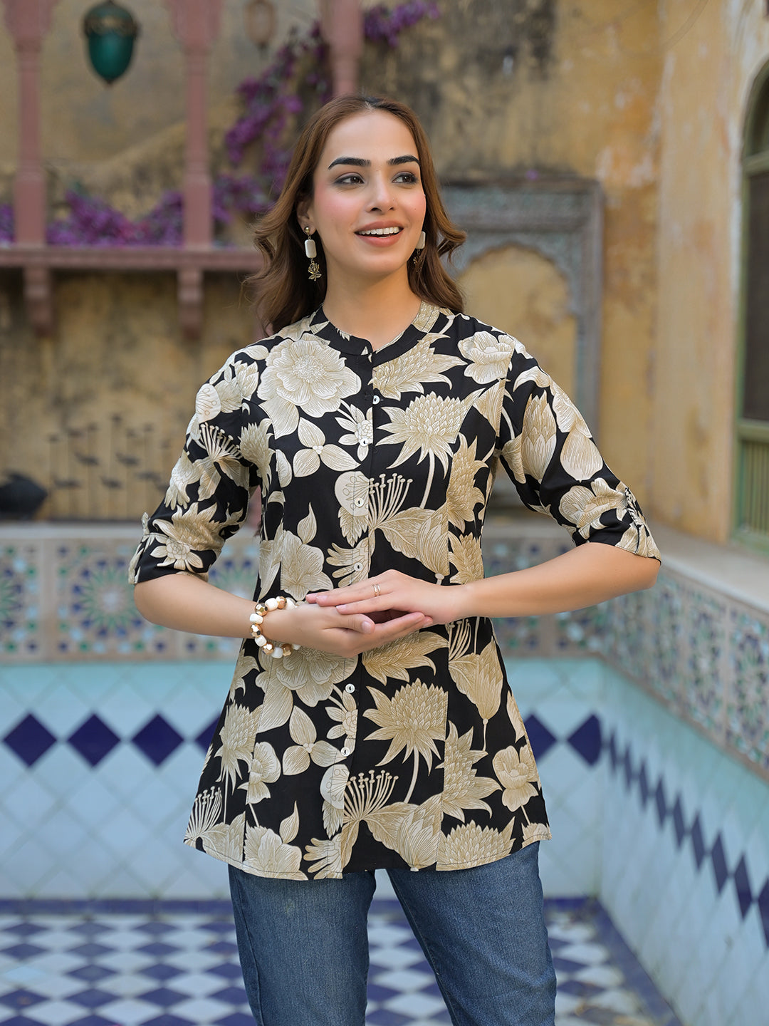 Noe Velarro Black Printed Rayon A-Line Top